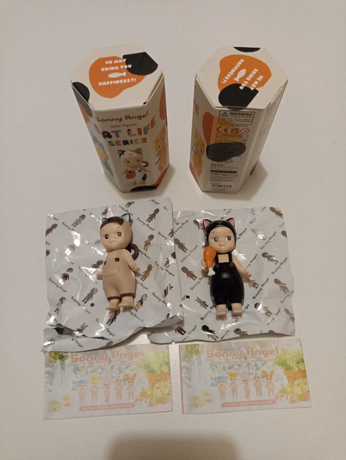 Lot de 2 Sonny Angel Cat Life Séries