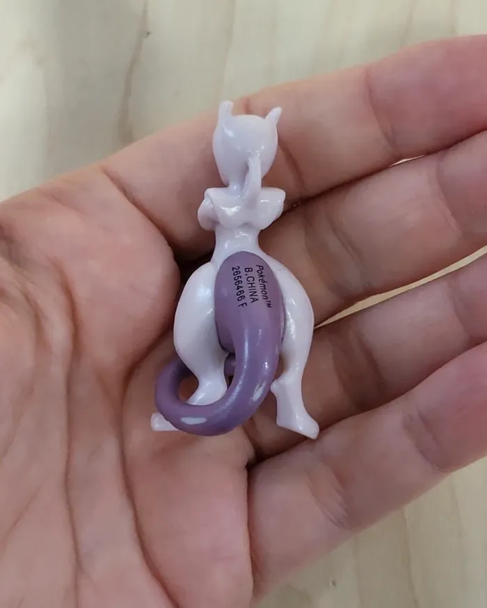 Petite figurine Pokemon Egg : Mew Two - photo numéro 3