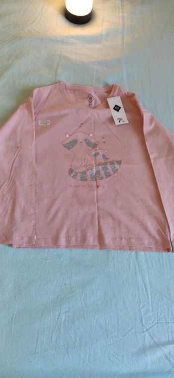 T-shirt manches longues fille 6-7 an neuf