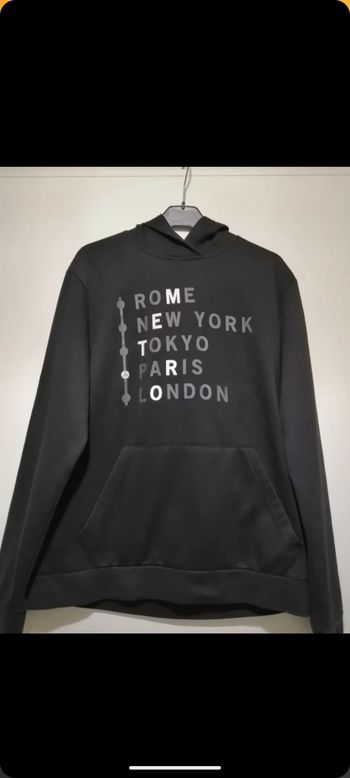 Sweat vintage noir imprimé. Taille L