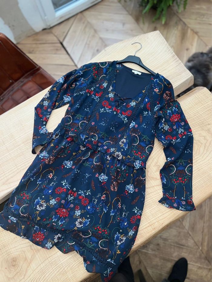 Robe femme taille 36 38 S M marque kilky fleurs voilage •