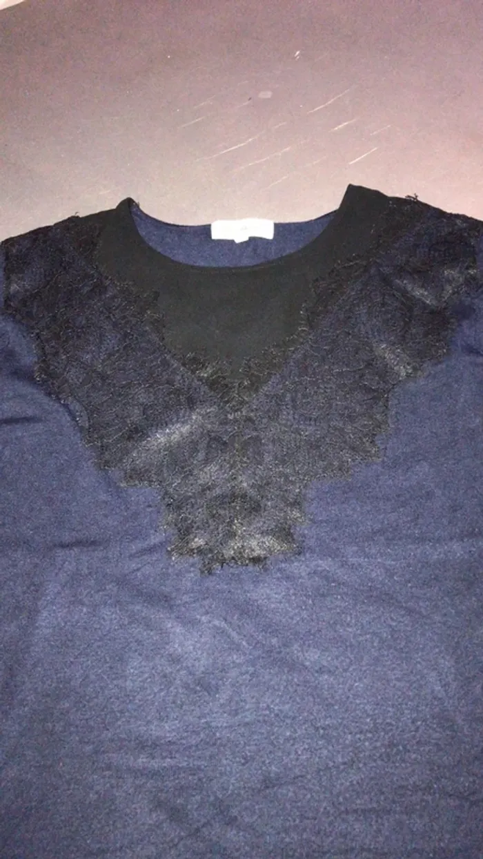 Pull dentelle - photo numéro 3