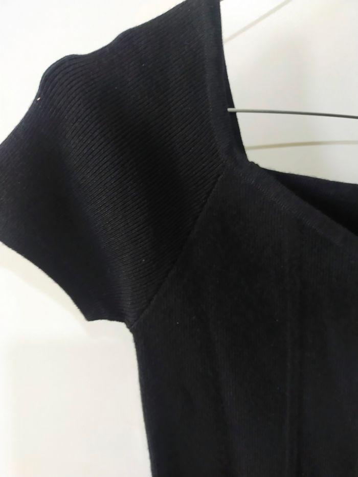 Robe noir côtelé Jennyfer taille M soit 38/40 - photo numéro 2