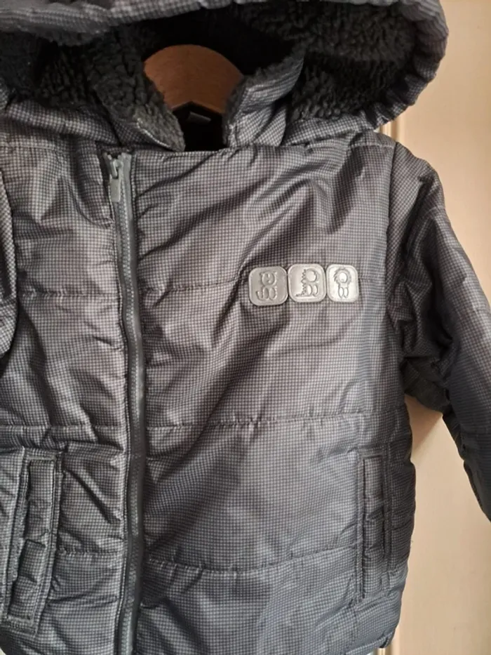 Manteau Obaïbi garçon chaud gris quasi pas porté 23 mois comme neuf - photo numéro 2