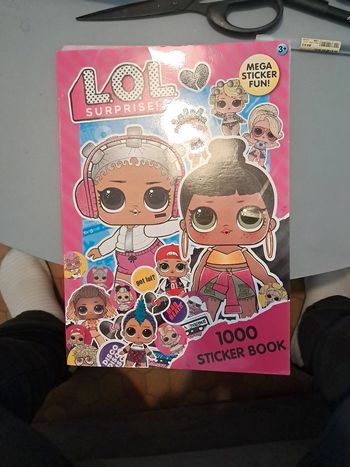 Sticker lol surprise