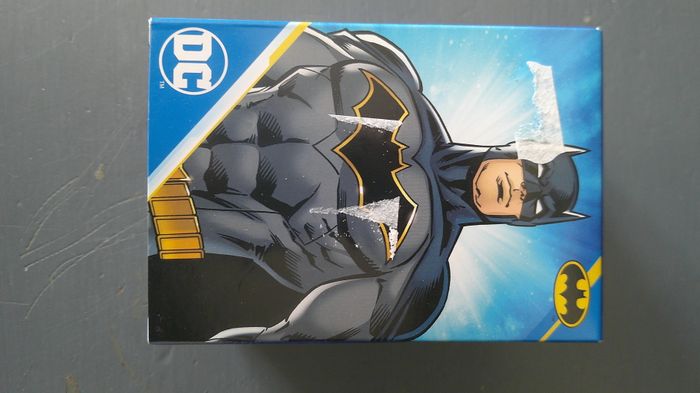 Figurine BATMAN avec éclairage LED (PRODUIT NEUF)