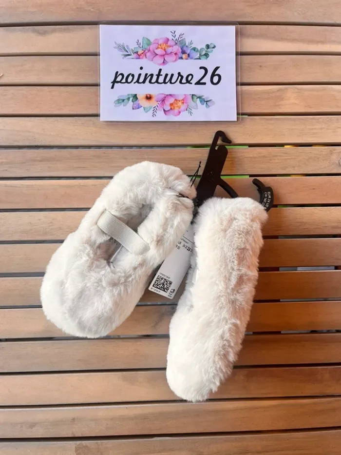 Chaussons tout doux h&m 26 - photo numéro 2