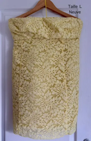 Robe bustier dentelle jaune pastel Mango
