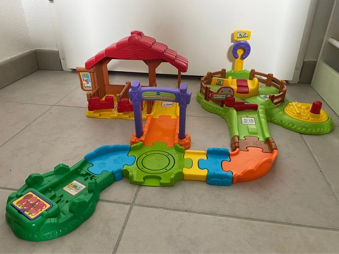 Poney club interactif Vtech tut tut animaux circuit