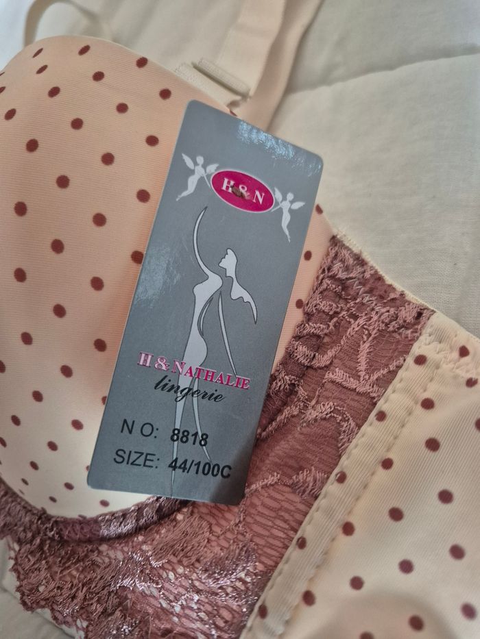 Soutien gorge femme taille 100C - photo numéro 2