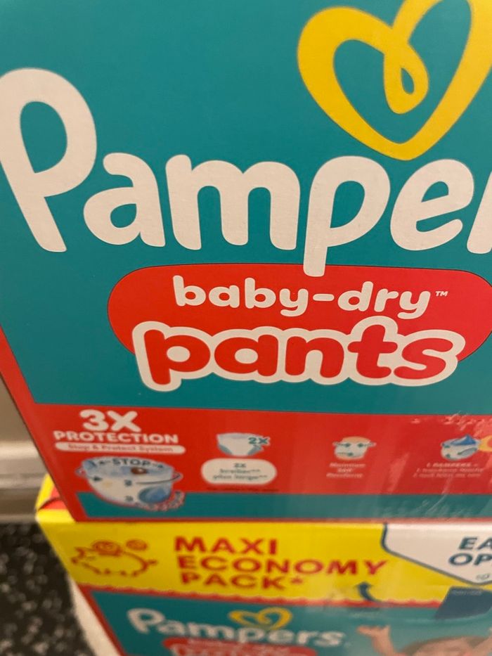 Couches Pampers pants taille 5 - photo numéro 2