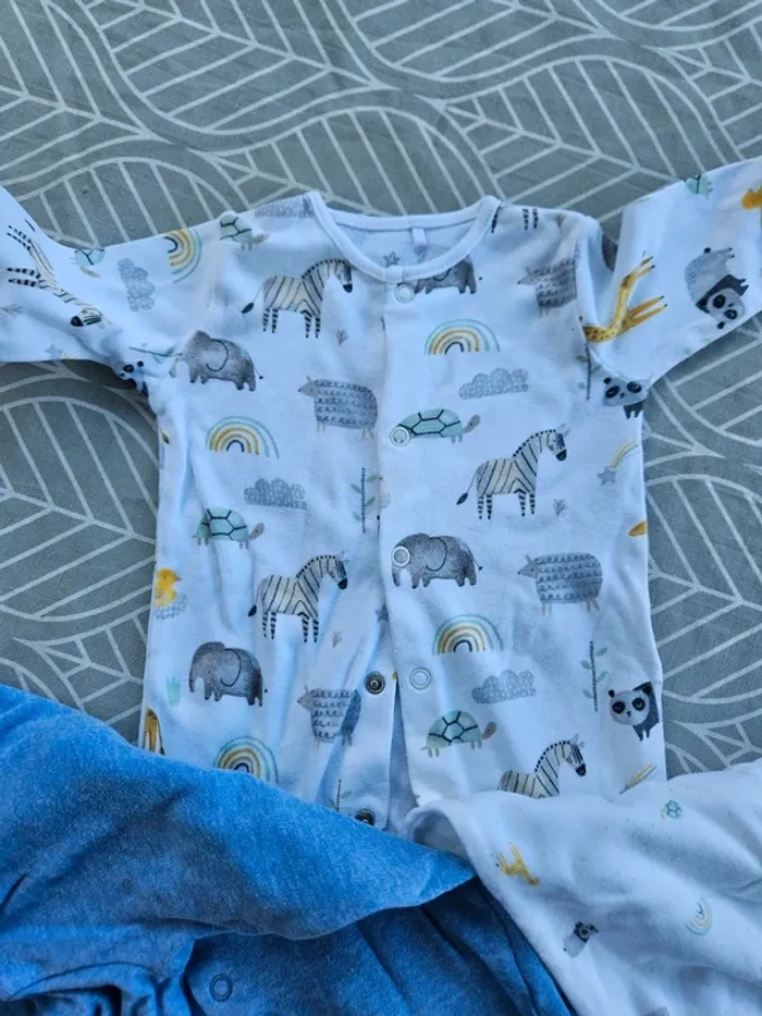 Lot de 3 pyjamas fin taille 3 mois 🌸 - photo numéro 3