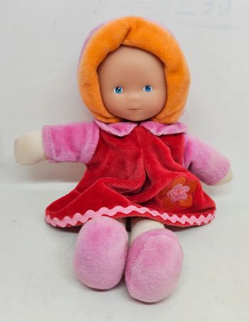 Poupée/doudou Corolle.
Hauteur : 25,5cm.