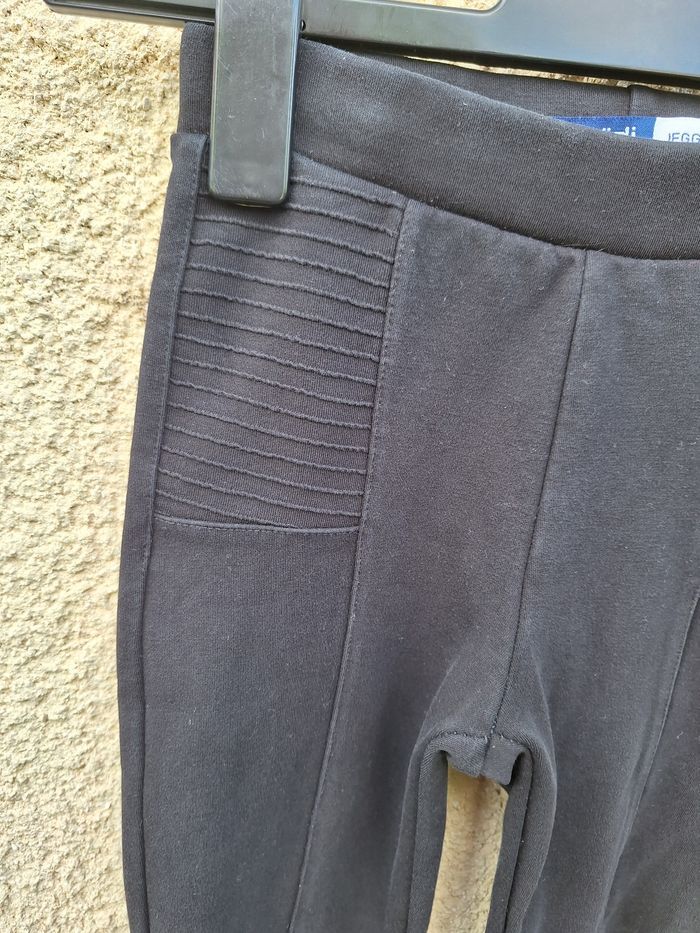 👖 Pantalon / Jegging Okaïdi 8 ans - photo numéro 2