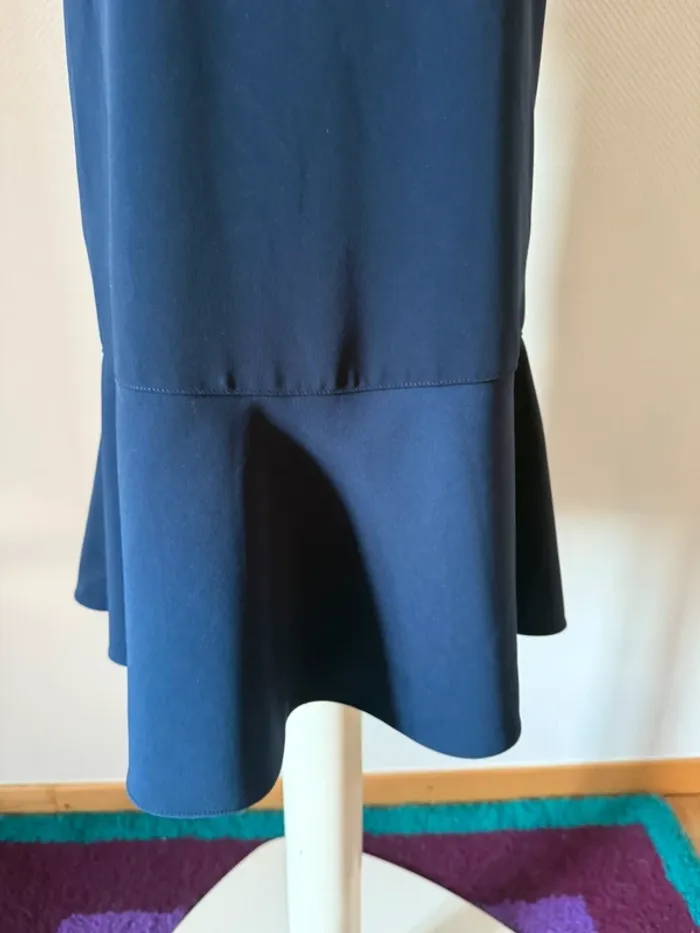 Robe mango bleu marine en très bon état taille S - photo numéro 3