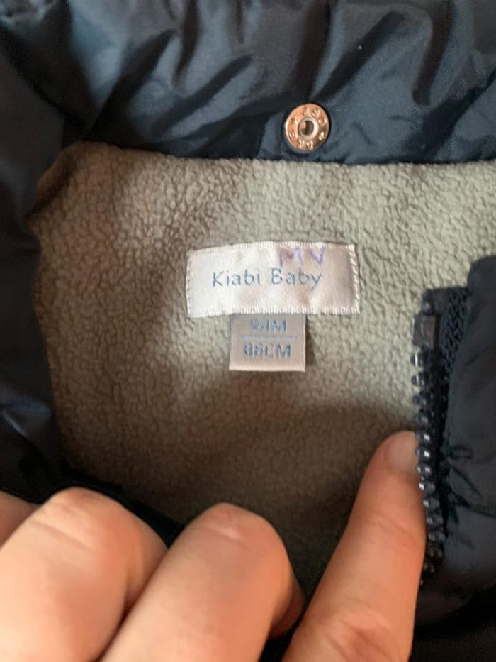 Manteau sans manches Kiabi 24 mois - photo numéro 2