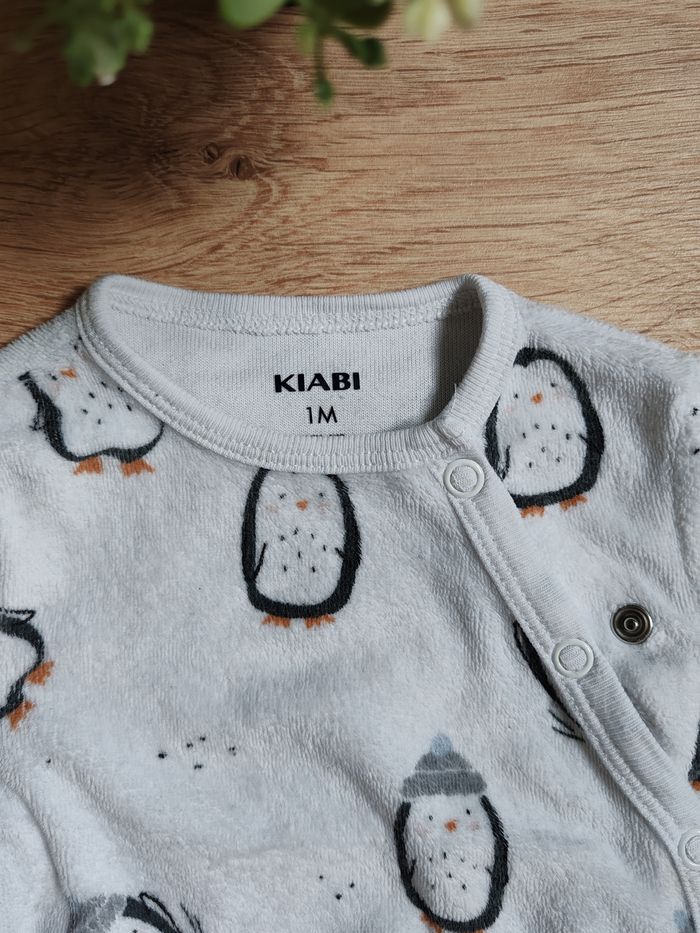 Pyjama motif pingouin 2 pièces Kiabi  1 mois 🌸 - photo numéro 3