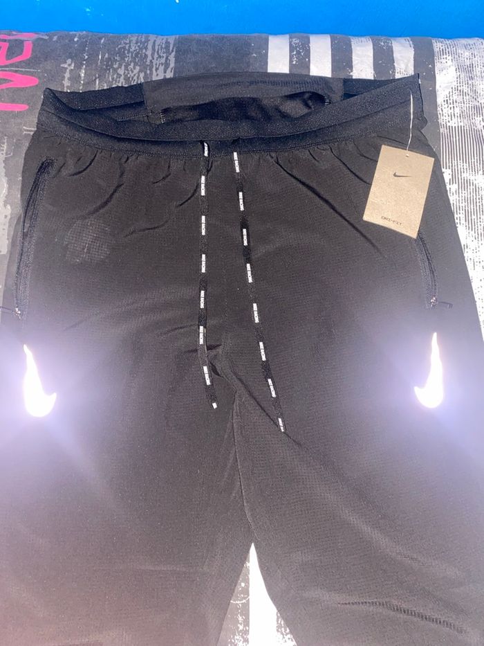 Bas Nike aeroswift - photo numéro 2