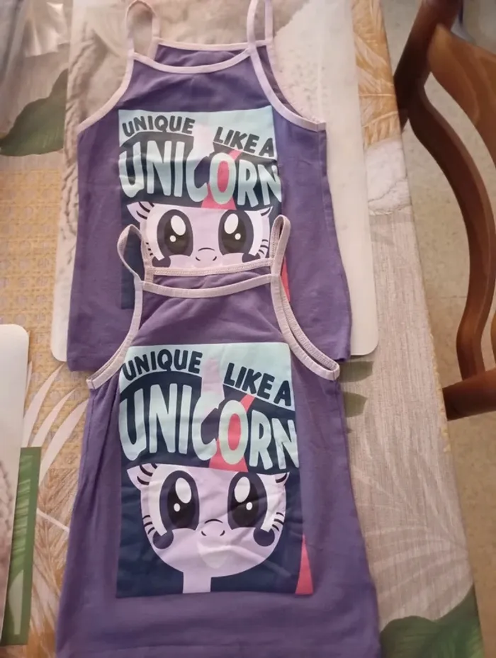 Lot de débardeurs licorne 2/4 ans(377)