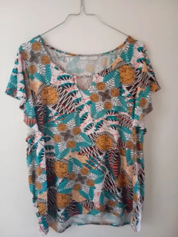 Blouse Armand Thiery fleurie taille 3 ou 44
