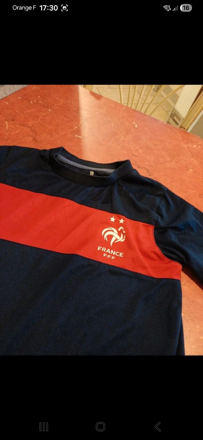 T.shirt garçon taille 10 ans - photo numéro 2