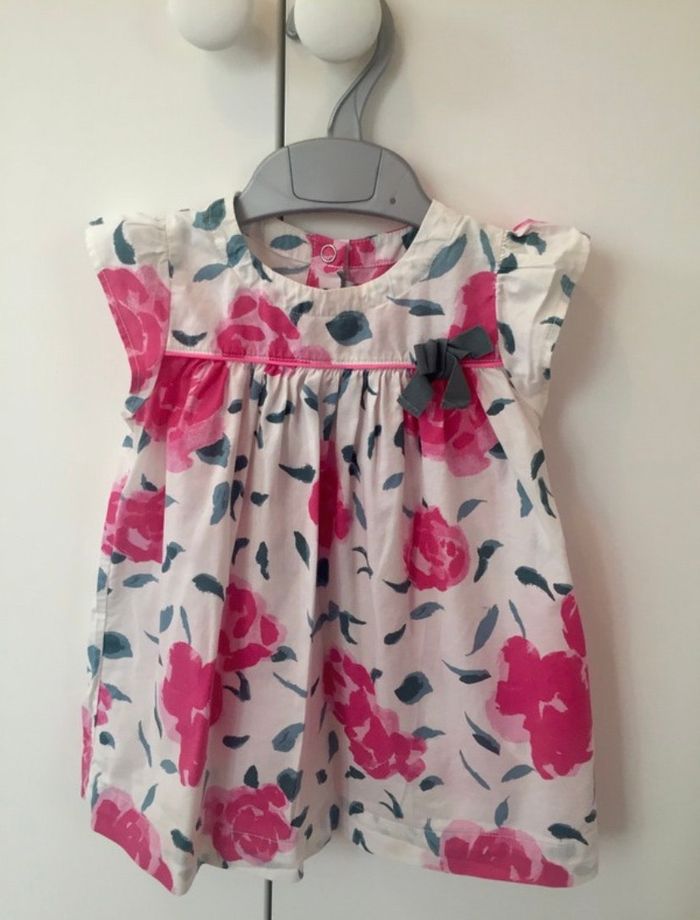 Robe petit bateau 12 mois superbe