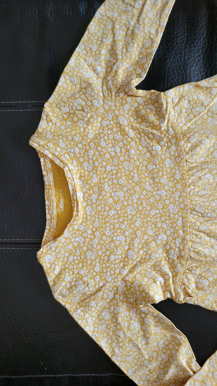 Robe à manches longues  jaune moutarde 8 ans. - photo numéro 3
