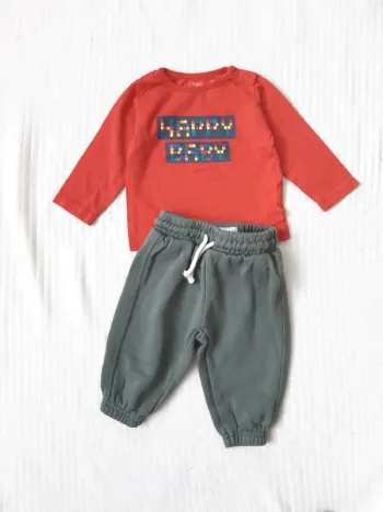 Tenue haut manches longues et jogging 6 mois