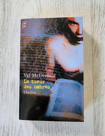 Livre Le tueur des ombres