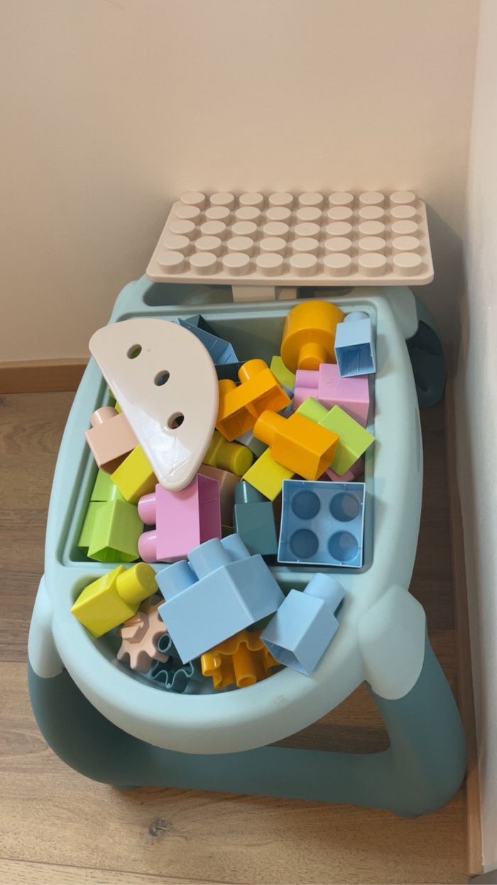 Legos