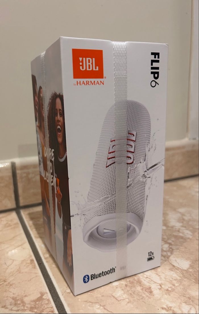Enceinte Bluetooth JBL Flip 6 blanche – Neuve scellée – Garantie 2 ans - photo numéro 4