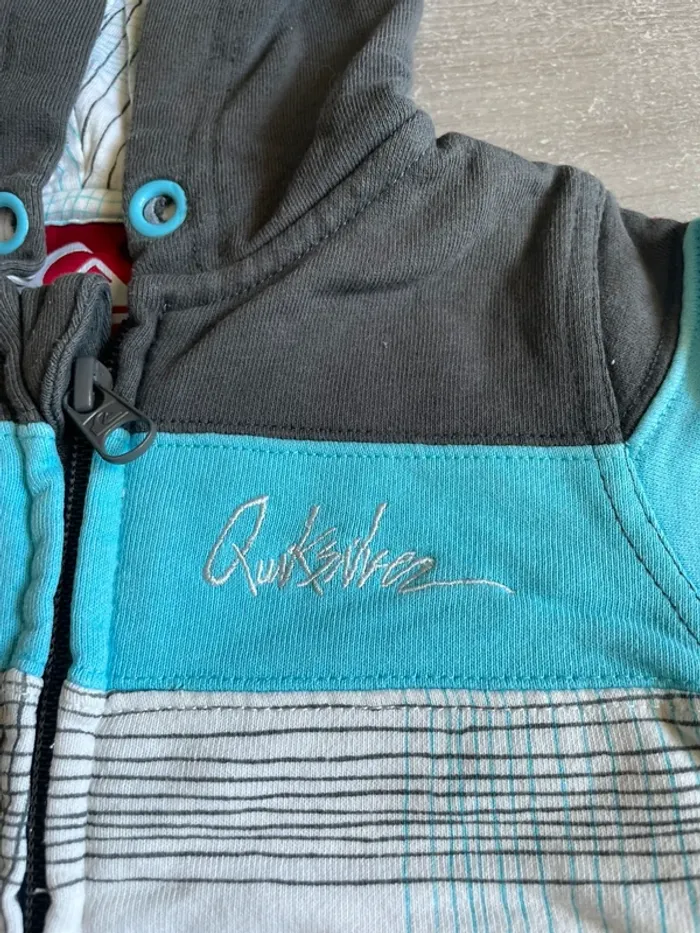 Jolie veste à capuche - photo numéro 2