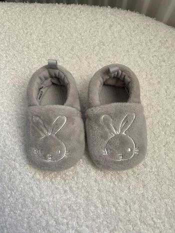 Chaussons bébé gris 0/3 mois