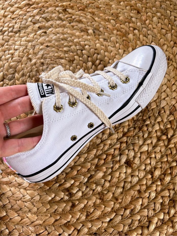 converse  blanche  fleurs 🌸 - photo numéro 6