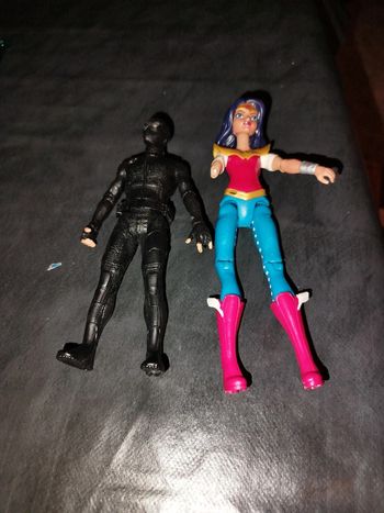 Lot de 2 figurines speeder man black et wonder woman