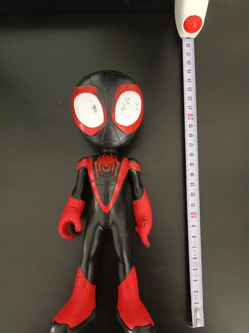 Grande figurine Miles (Spiderman)