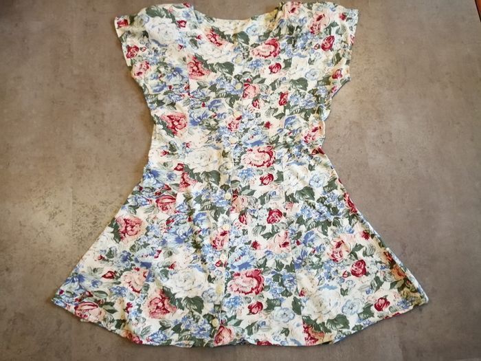Robe courte imprimée fleurie Taille 38