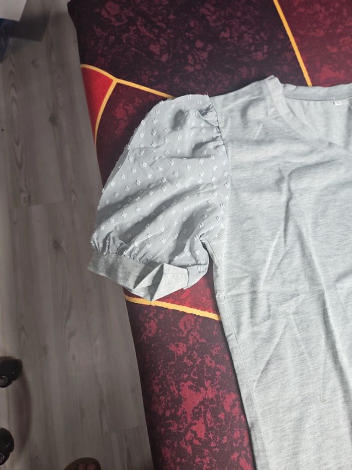 Tee-shirt - photo numéro 2