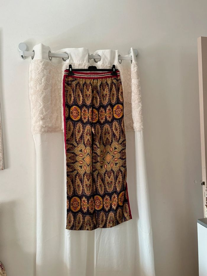 Pantalon large Zara xs - photo numéro 4