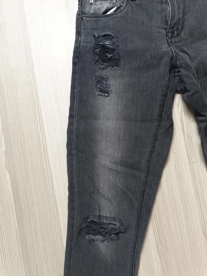 Jean taille 34 - photo numéro 3