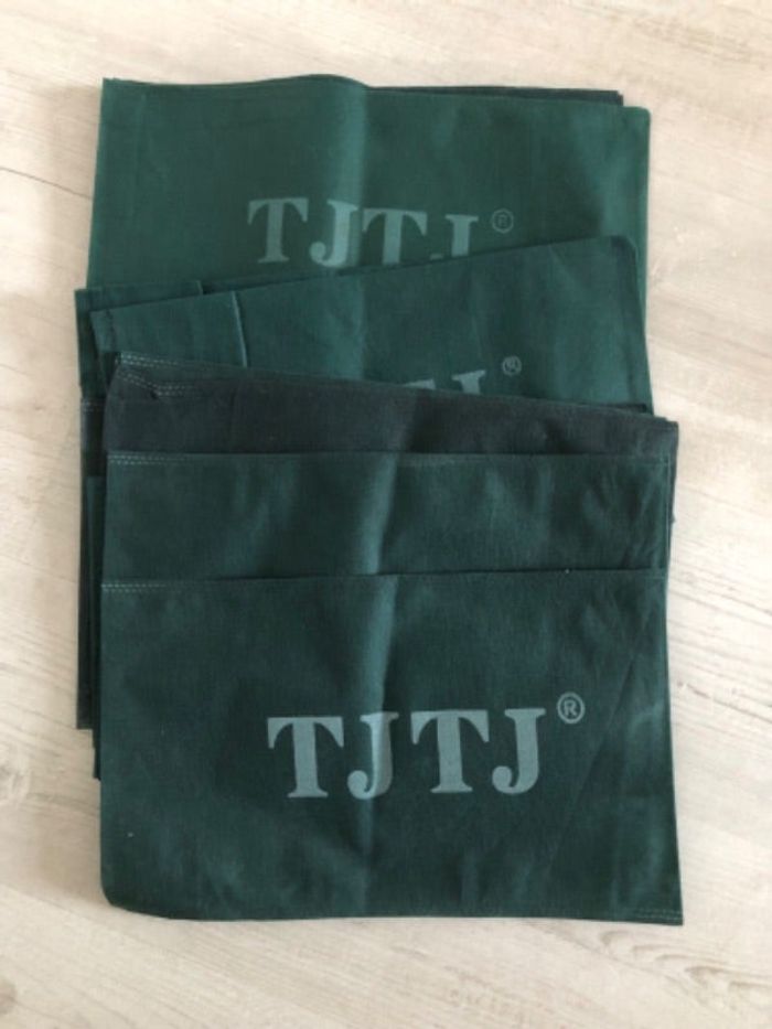 8 sacs de protection chaussures verts NEUFS