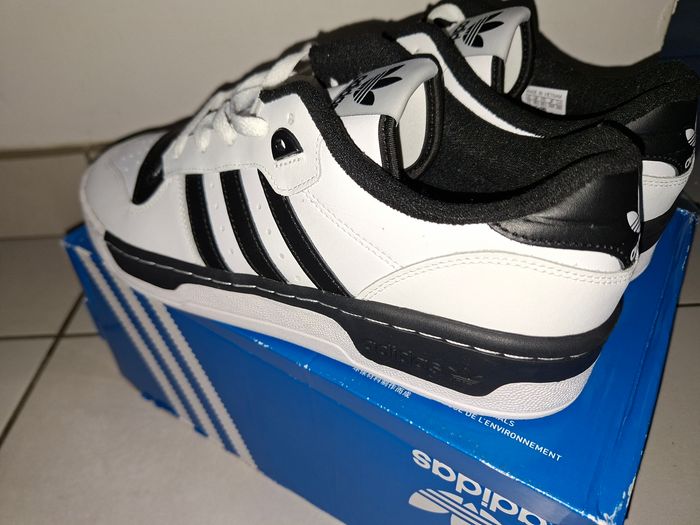 Adidas Rivalry Low neuves - photo numéro 3