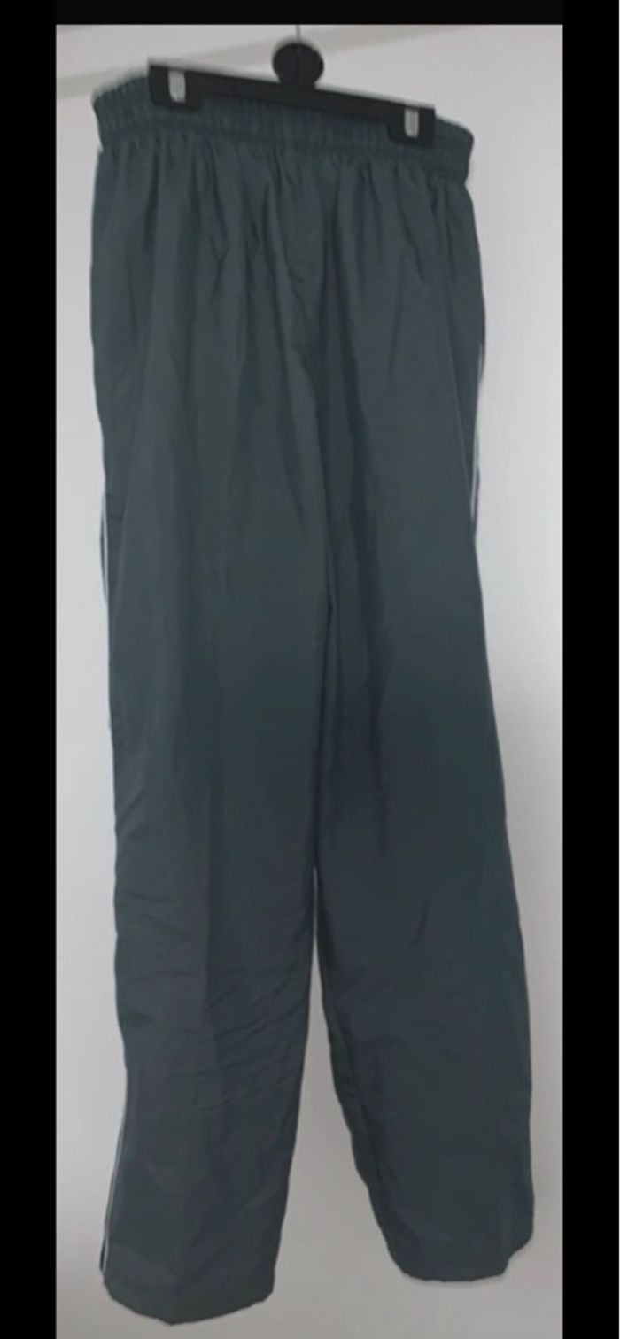 Pantalon/jogging marque puma logo cousu blanc et gris taille M - photo numéro 4