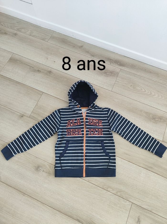 Lot vêtements 8 ans - photo numéro 7