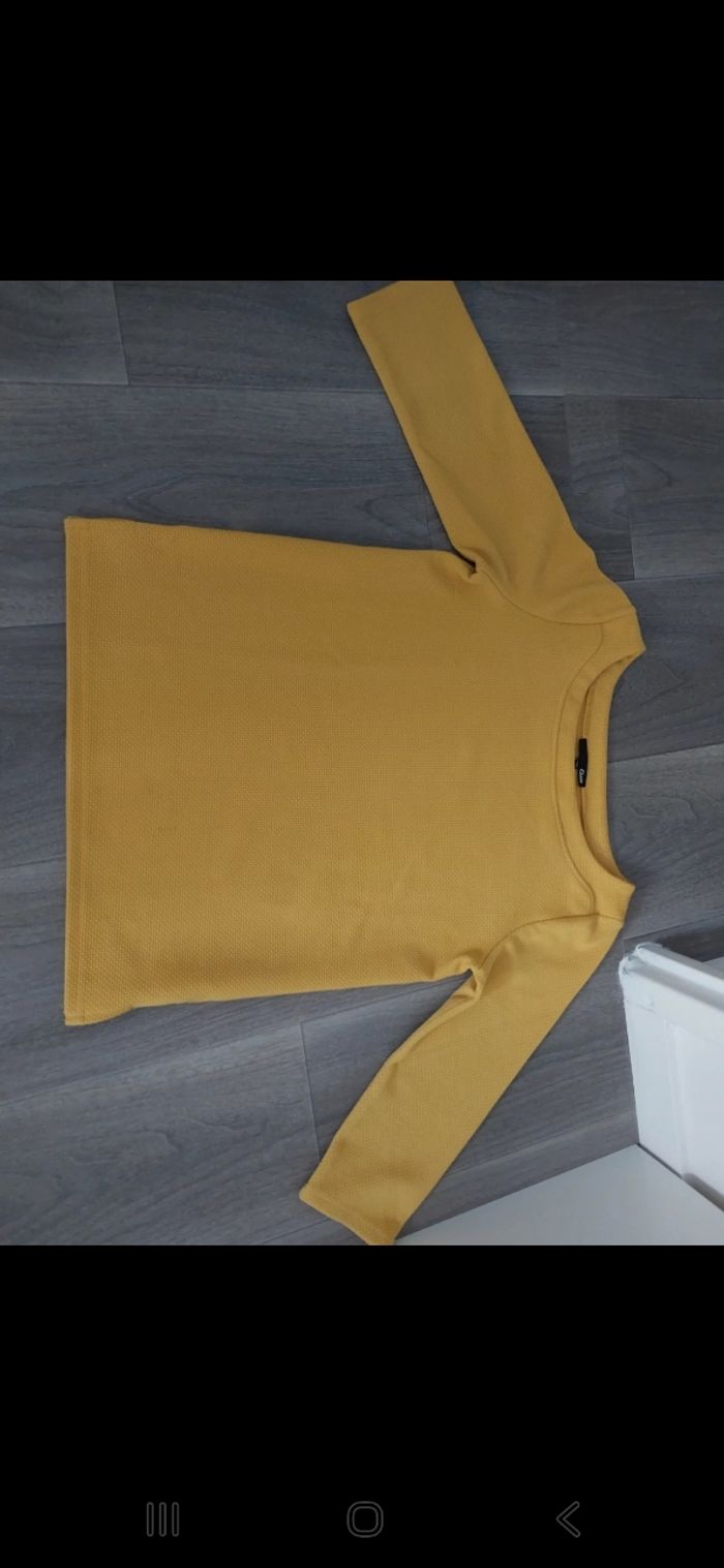 Tee shirt manches longues jaune moutarde Etam