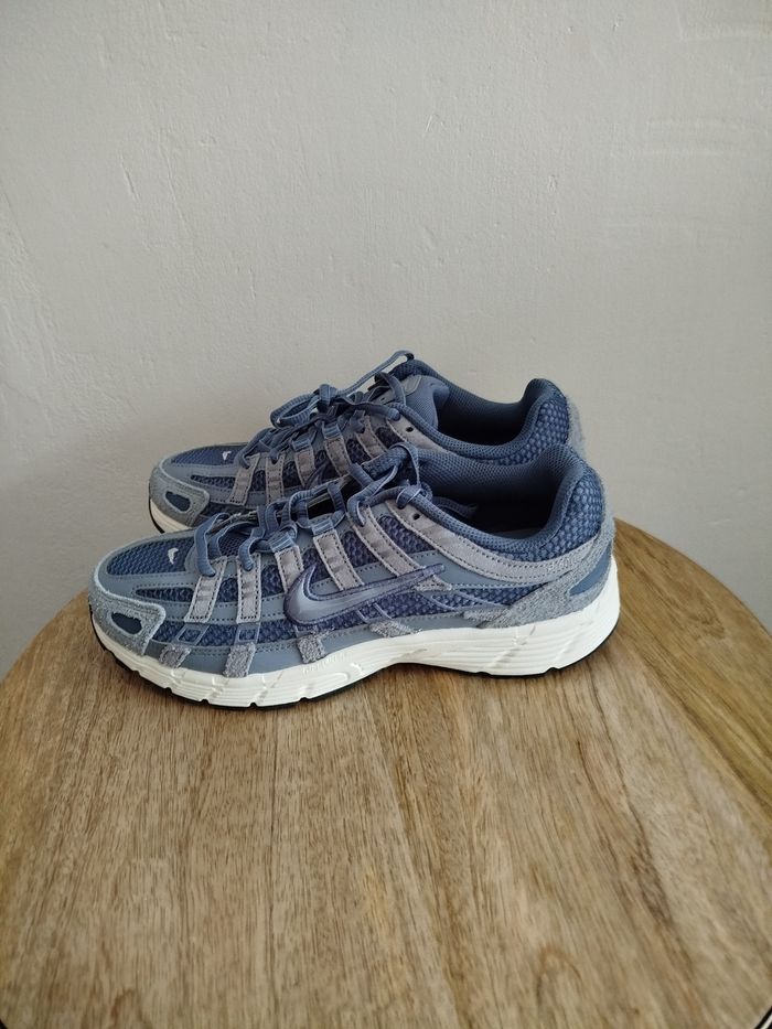 Baskets Nike T 40 - photo numéro 2