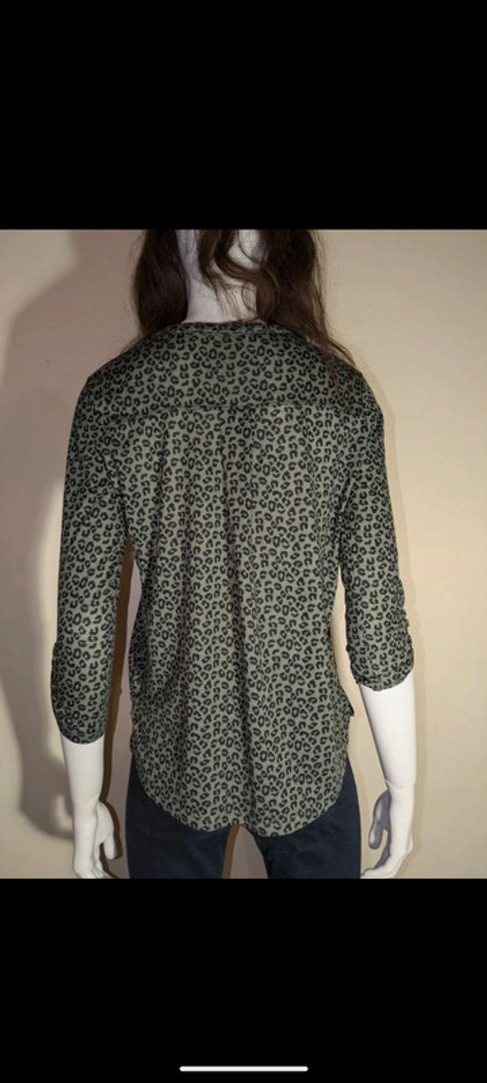 Blouse haut Tshirt manche 3/4 léopard kaki - photo numéro 3