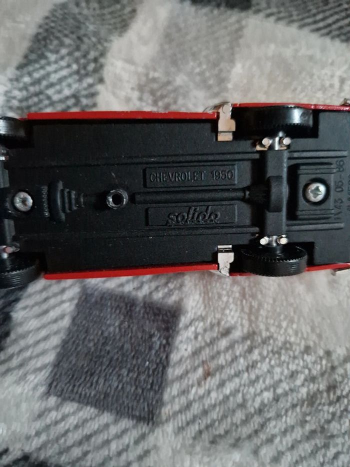 Lot de 4 voitures 1:43 en métal - photo numéro 9