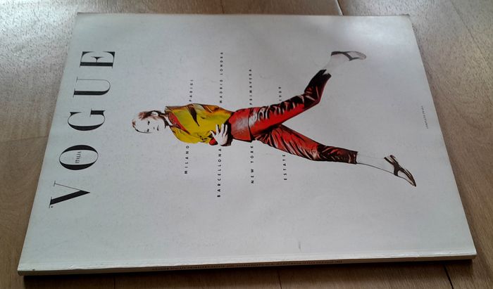 Magazine Vogue Italien supplemento al n°465 di vogue italia gennaio 1989 - photo numéro 3