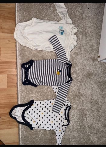 Lot 3 body obaibi 1-3 mois